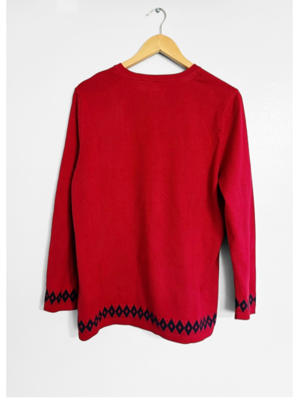 Tommy Hilfiger Polar Bear Christmas or Winter Sweater - Picture 4 of 5